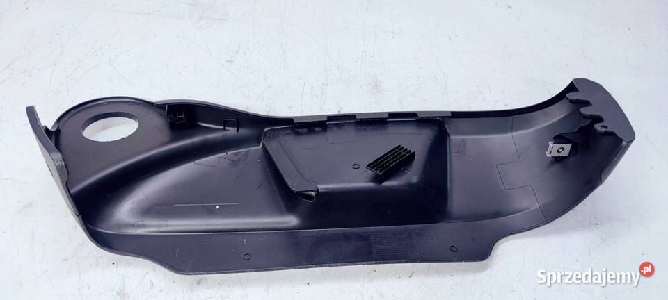 OSŁONA ZAŚLEPKA FOTELA LEWA AUDI Q3 8U osobowe Przystajń