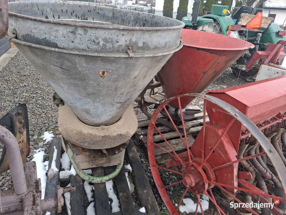 Sprzedam rozsiewacz do nawozu agromet brzeg nieuszkodzony