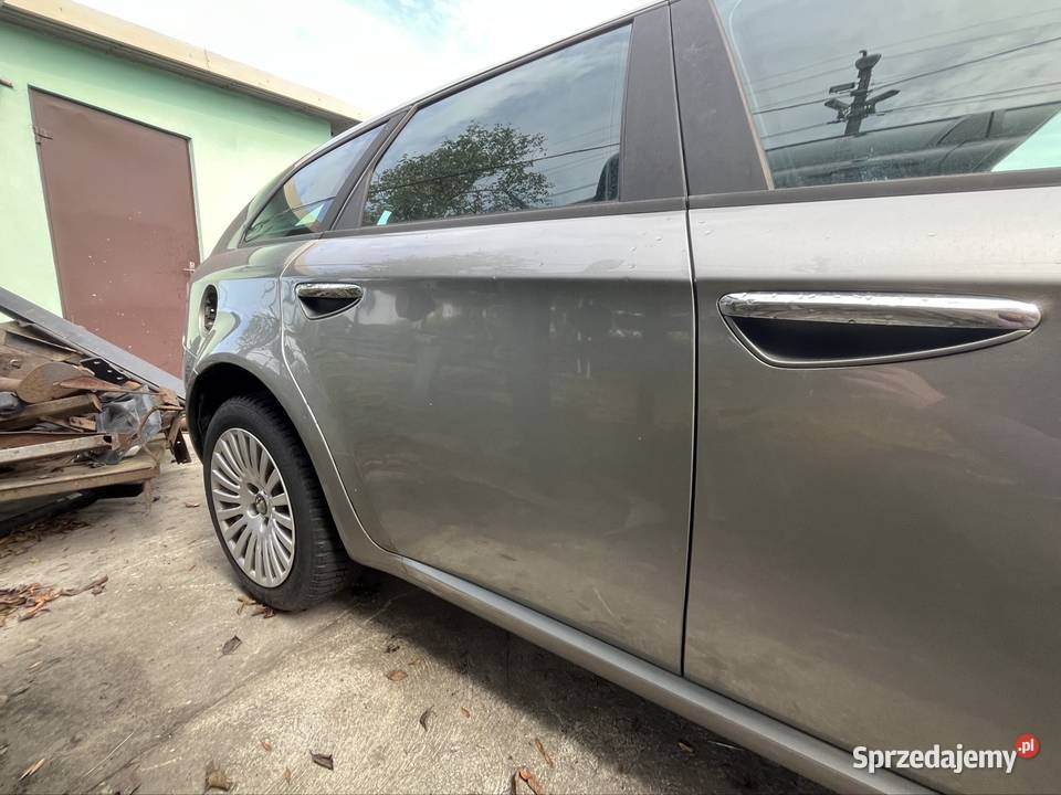 Alfa Romeo 159 drzwi prawelewe przódtył Ropczyce
