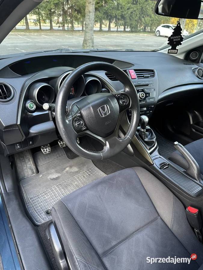 Sprzedam Hondę civic 140 Polski salon nieuszkodzony