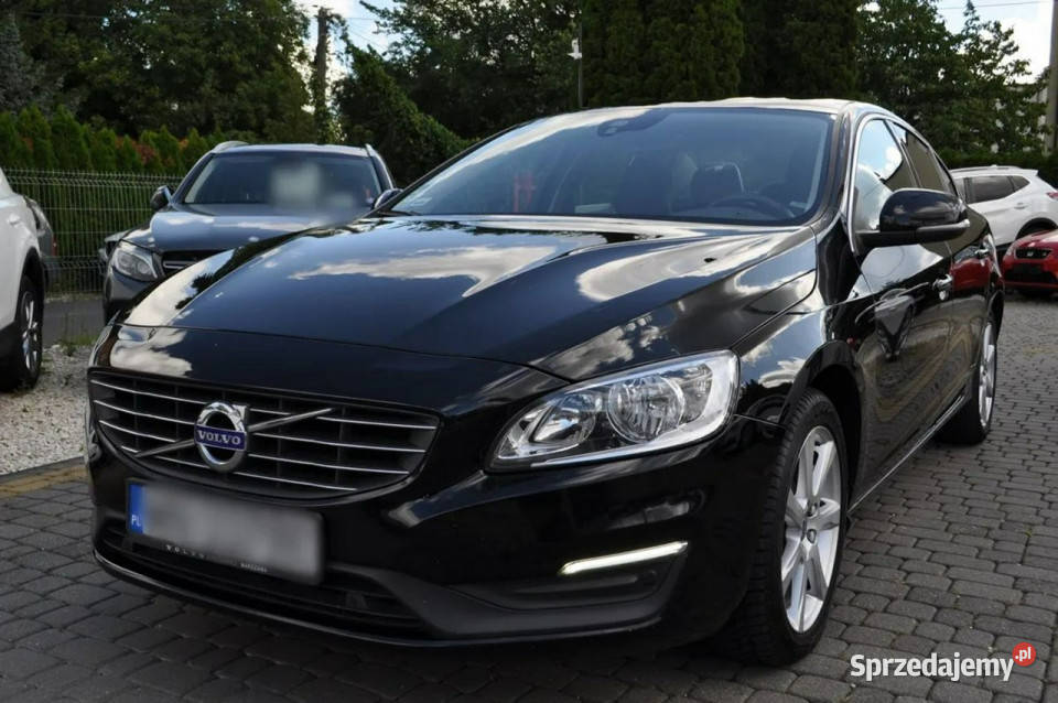 Volvo S60 Volvo S60 T3 15 Benzyna 152 Salon Warszawa