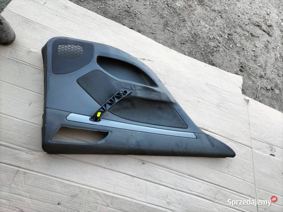 SKODA OCTAVIA II 2 BOCZEK DRZWI LEWY TYŁ Kamień-Kolonia