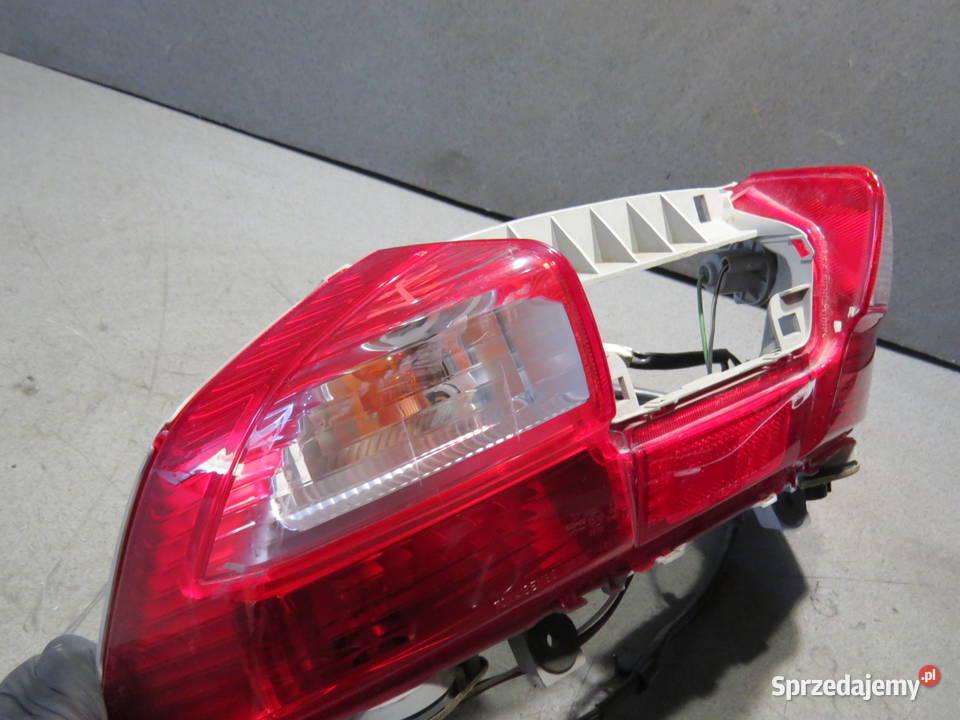 SUZUKI BURGMAN 400 2004 K4 250 lampa tył tylna Warszawa