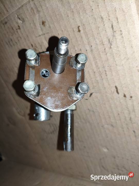 Pompa oleju Dniepr MT K650 Leszno