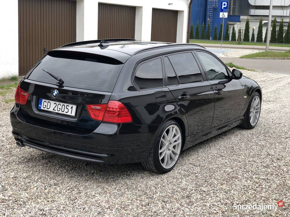 Bmw 318d automat Bixenon panorama hifi Rok produkcji 2010 Chojnice sprzedam