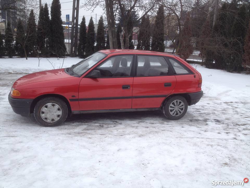 OKAZJAOpel Astra f 14 8v z 1992 rWspomaganie