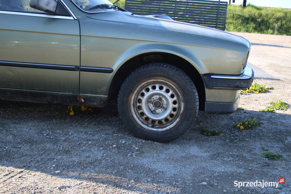 BMW E30 318i Coupe 1987r 251143 Wąska Brązowe