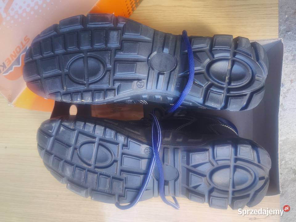 Sprzedam buty robocze nowe z Niemiec rozmiar 44 Pustków-Osiedle