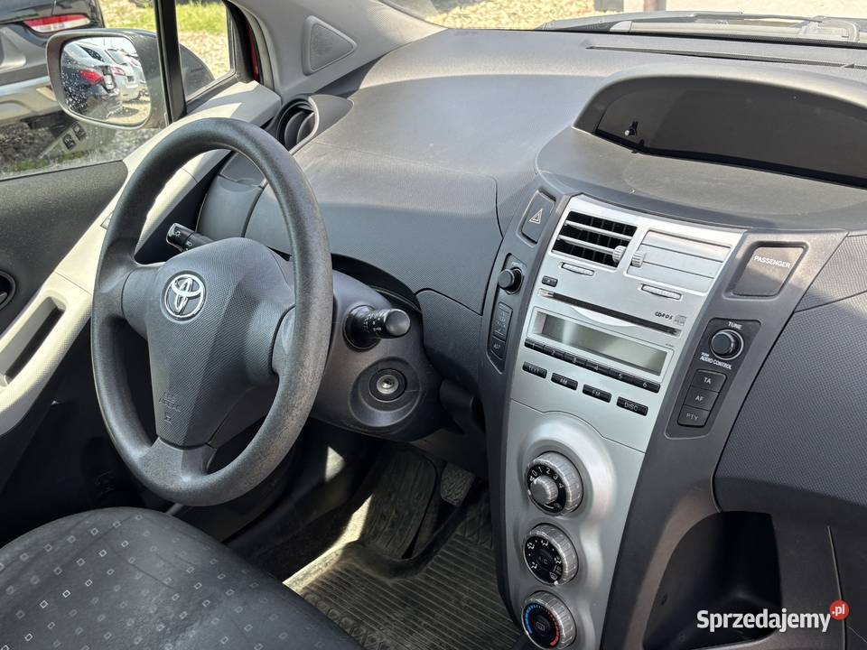 Toyota Yaris 2010r GWARANCJA elektryczne lusterka Paniówki