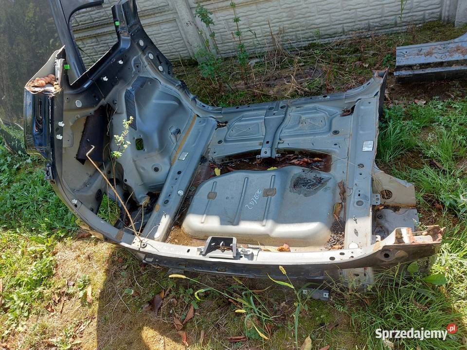 VOLVO XC90 II Błotnik ćwiartka tył lewy wanna