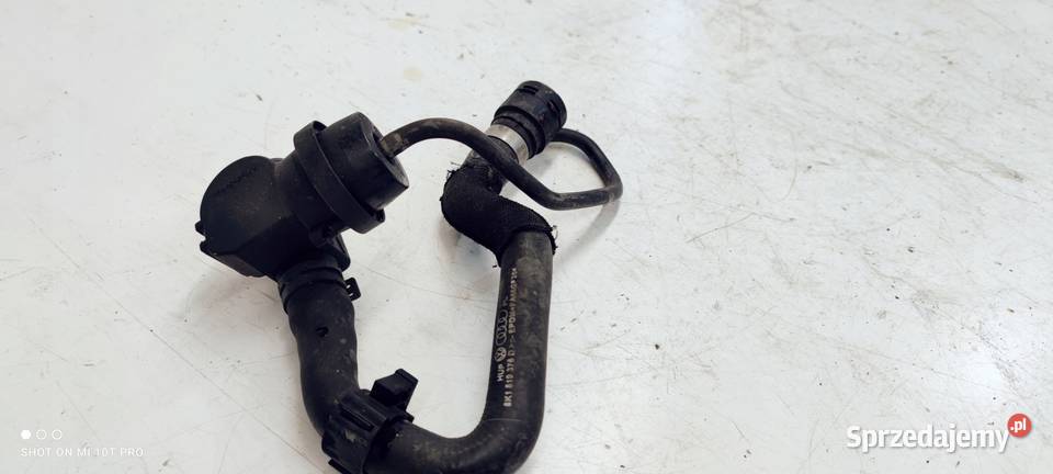 WĄŻ RURA WODY AUDI A4 A5 Q5 8K1819376D Przystajń