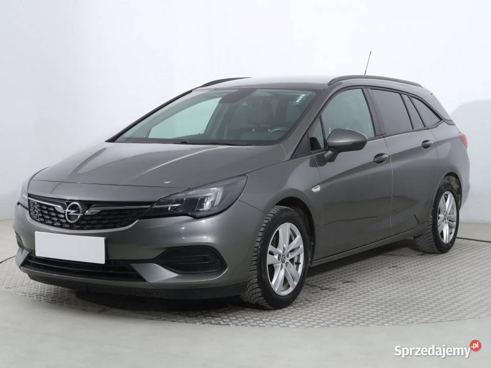 Opel Astra 15 CDTI światła LED Zabrze