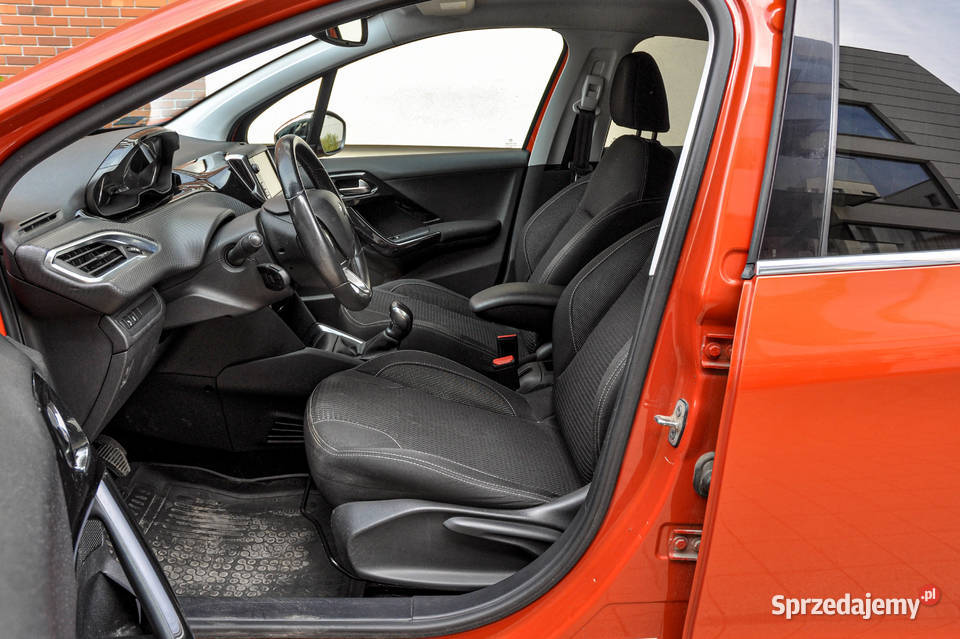 Peugeot 208 Salon Bezwypadkowy 2015 r 126 Wrocław