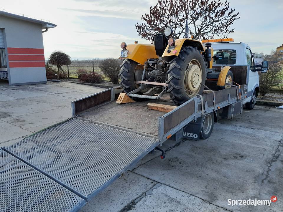 Przewóz maszyn laweta Ostrowiec Świętokrzyski