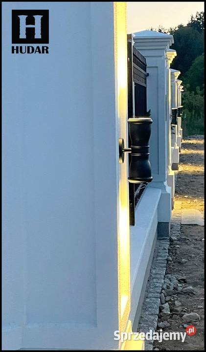 Słupy betonowe dworkowe słupki pałacowe Płońsk