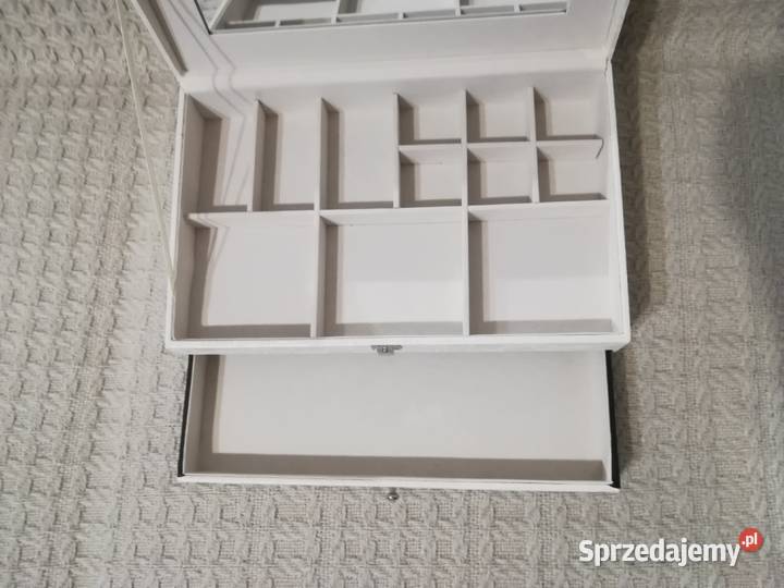 piękna duża szkatułka pudełko na biżuterie inna