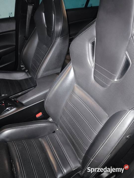 INSIGNIA COUNTRY TOUER 4X4 20NHT 250 Rok produkcji 2013 Lublin sprzedam