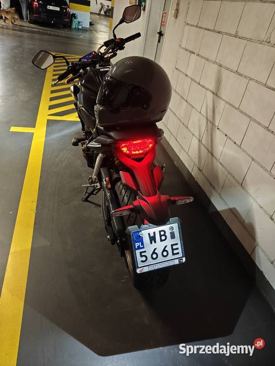 Honda CB650R pierwszy właściciel kupiony w polskim salonie Warszawa