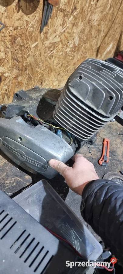 Silnik wsk 175 059