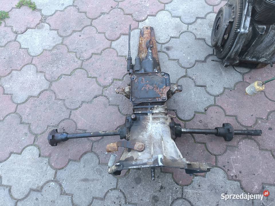 Fiat 126p skrzynia biegow kompletna Skrzynie biegów manualne podkarpackie Stalowa Wola sprzedam