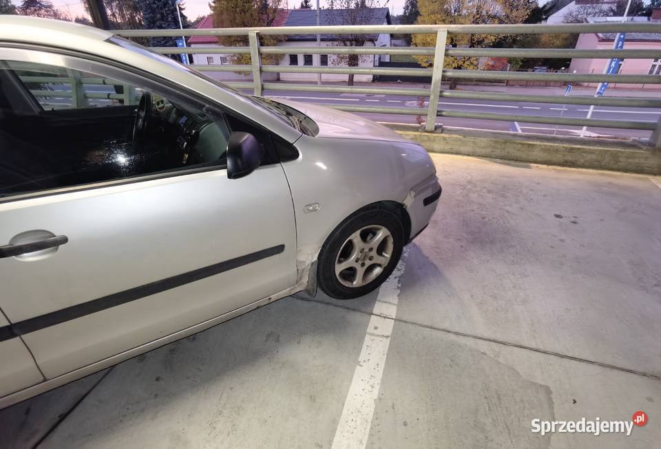 Polo IV Zamiana na Insygnia uszkodzona do ABS Polo Bełchatów sprzedam