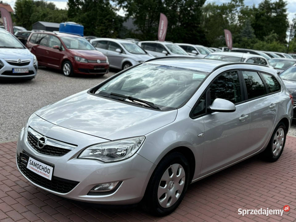 Opel Astra Gwarancja Benzyna Klima Drugie koła J tempomat Sade Budy
