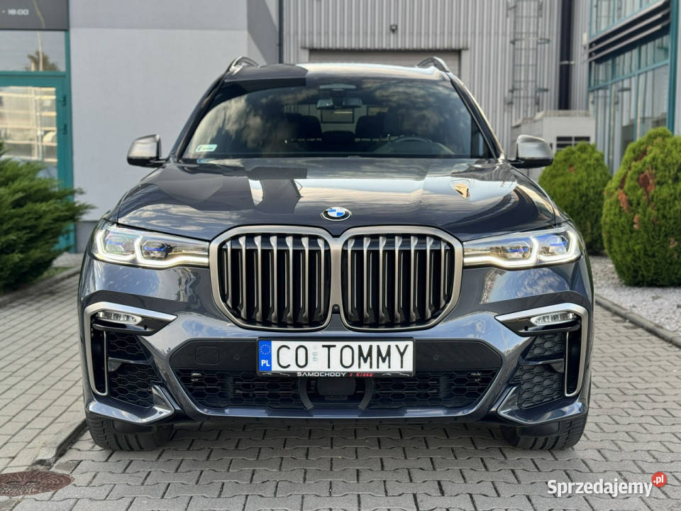 BMW X7 M50d Polska Sky Lounge Masaże Executive czujnik martwego pola małopolskie Węgrzce