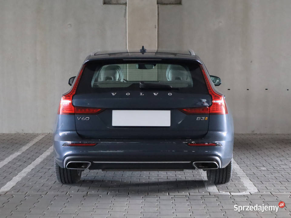 Volvo V60 B3 benzyna