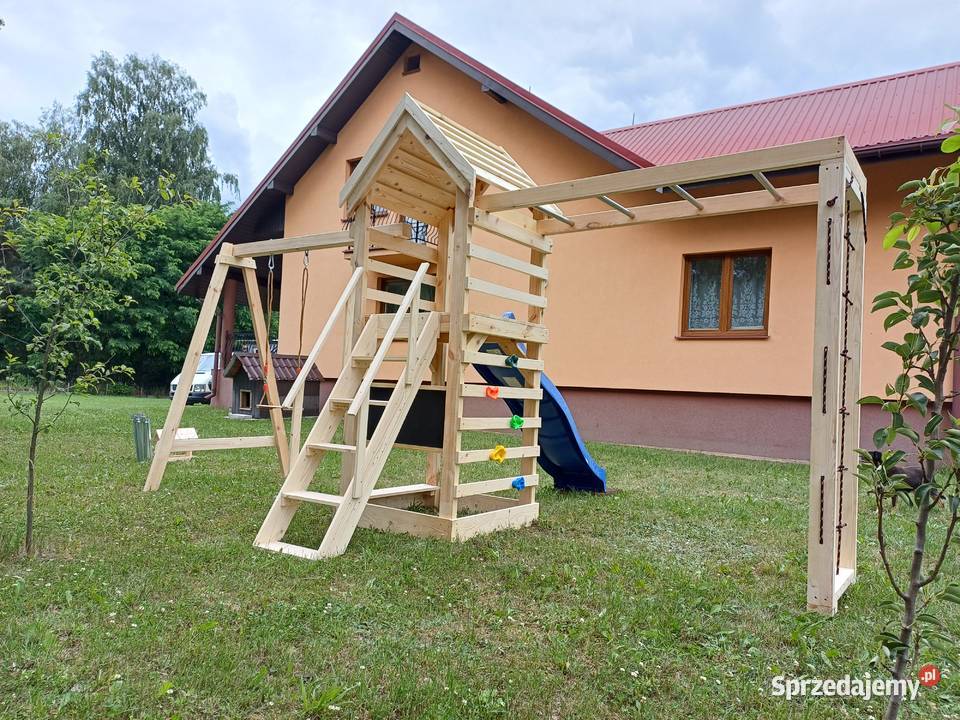Plac zabaw LENA Domek Ślizg 2 Huśtawki Tablica