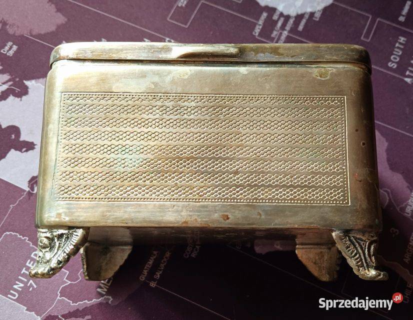Bogoria herb szkachecki i cukiernica z herbem Rękodzieło