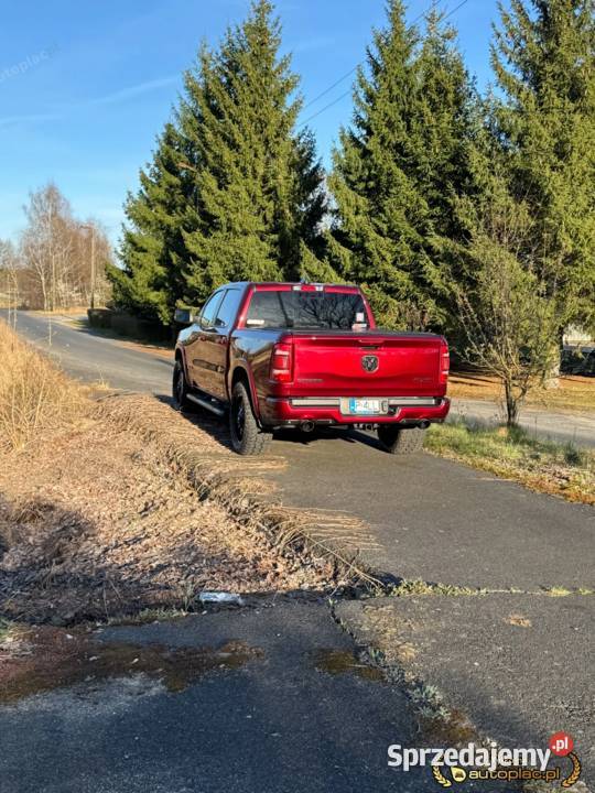 Dodge RAM 1500 57 HEMI V8 2021 Bordowy Zadbany Wolsztyn