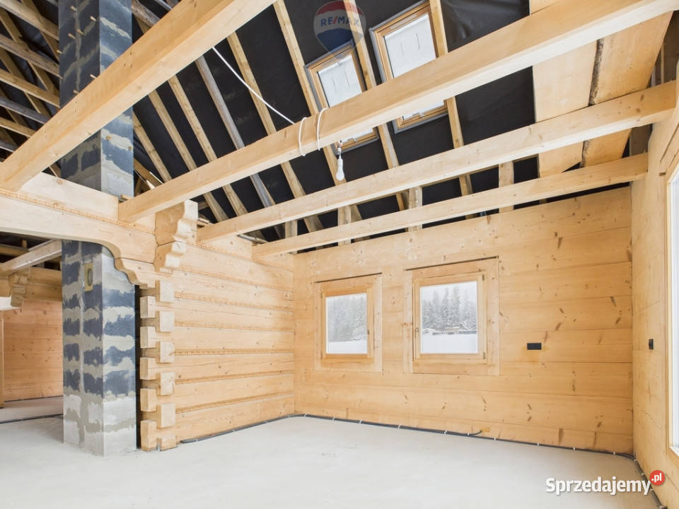 DOM Z BALI W KOŚCIELISKU