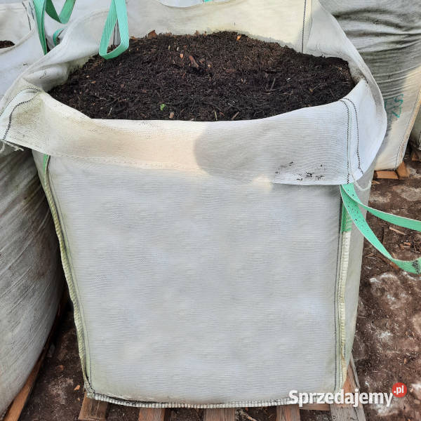 Substrat Humusowy z Kompostowanych Pozostałości