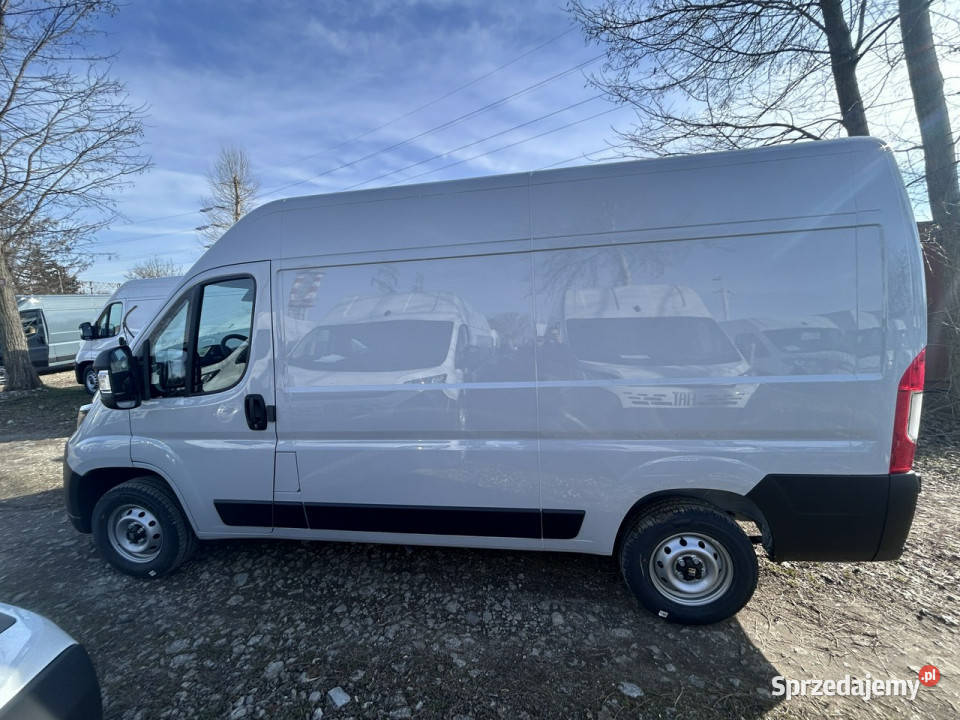 Fiat Ducato Furgon L2H2 2025 22 120 115 m3 Rok produkcji 2025 Warszawa