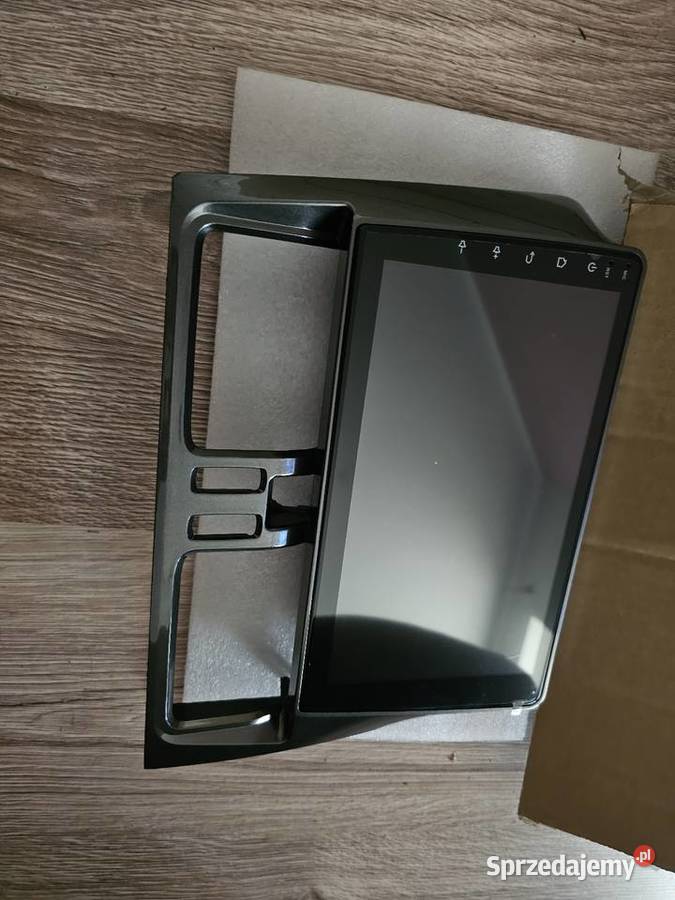 Sprzedam Radio dotykowe z ramką samochodowe do Grudziądz