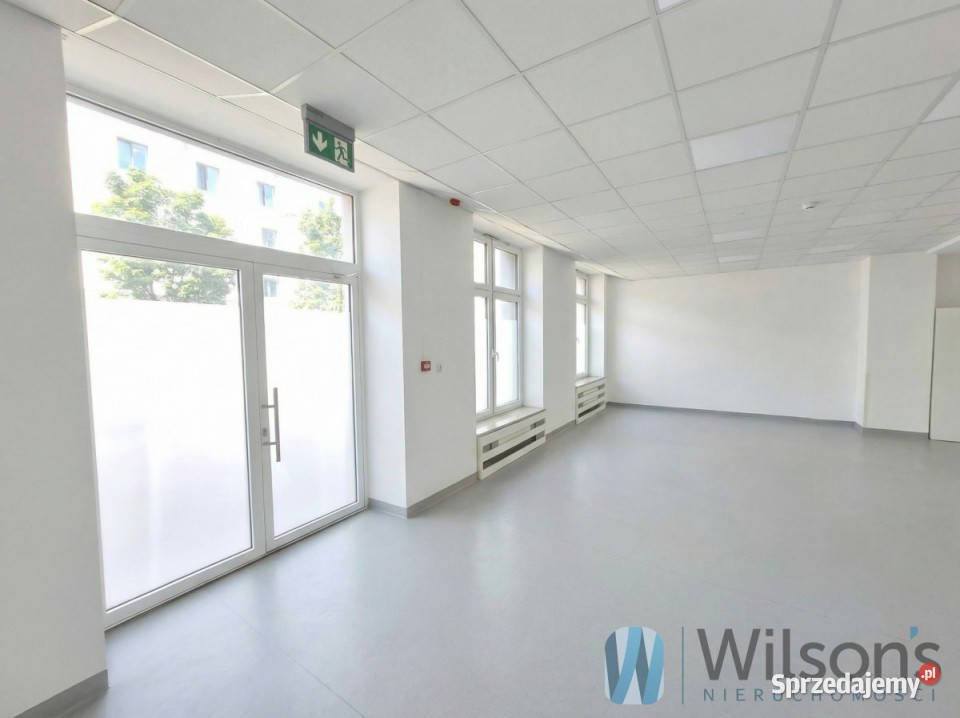 Lokal Warszawa Erazma Ciołka 135 metrów