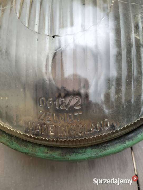 Stara metalowa przednia lampa do zabytkowych Miejsce Piastowe