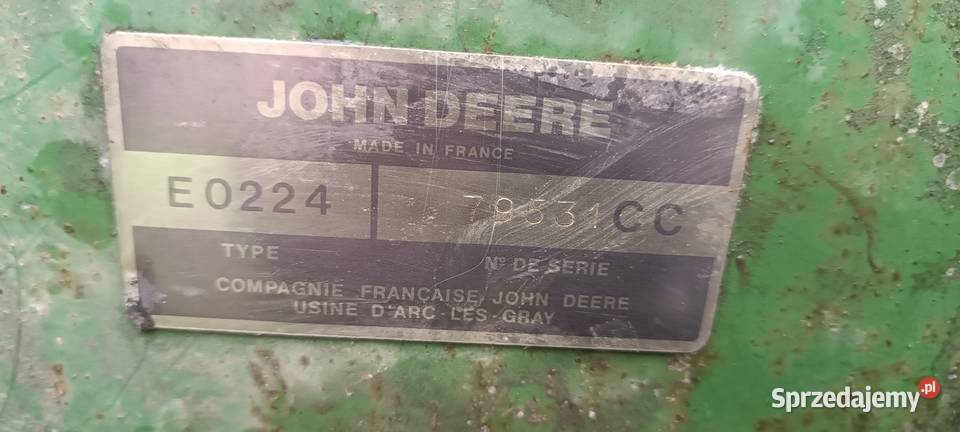 Prasa John Deere 224t