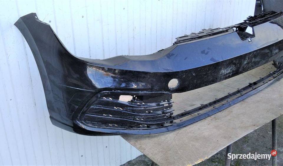 VW GOLFF VIII 8 ZDERZAK PRZÓD