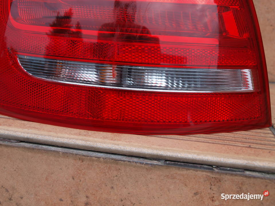 Audi A4 B8 Kombi lampa lewa tył zwykła 2008 lewe Kalisz