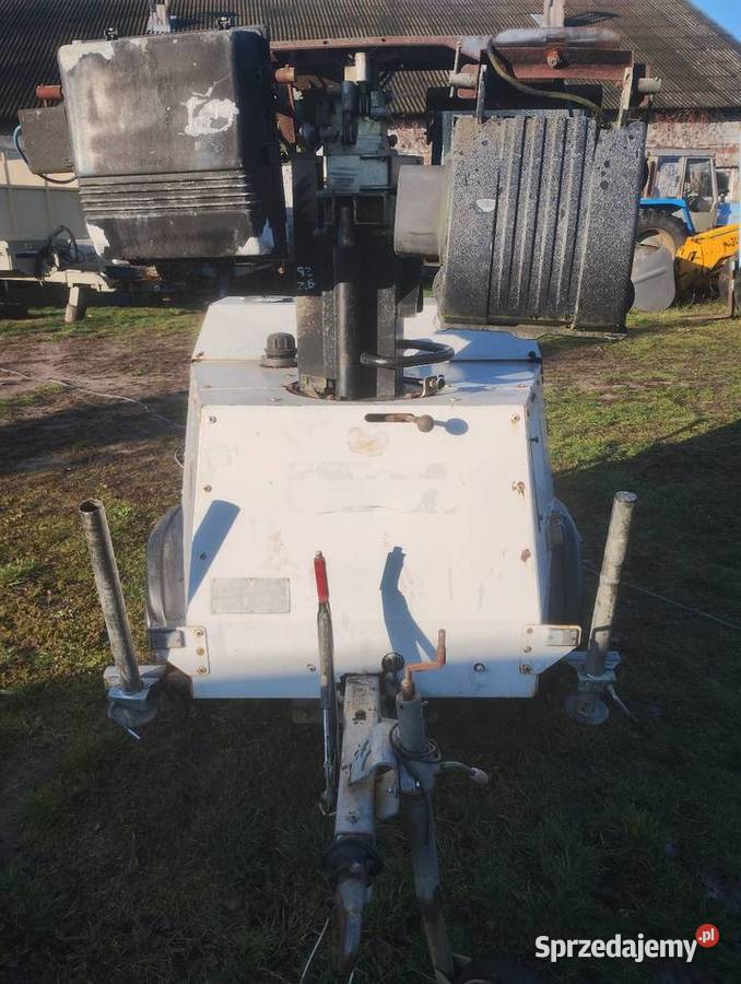 Maszt oświetleniowy z agregatem prądotwórczym nie mazowieckie Słowiki Stare