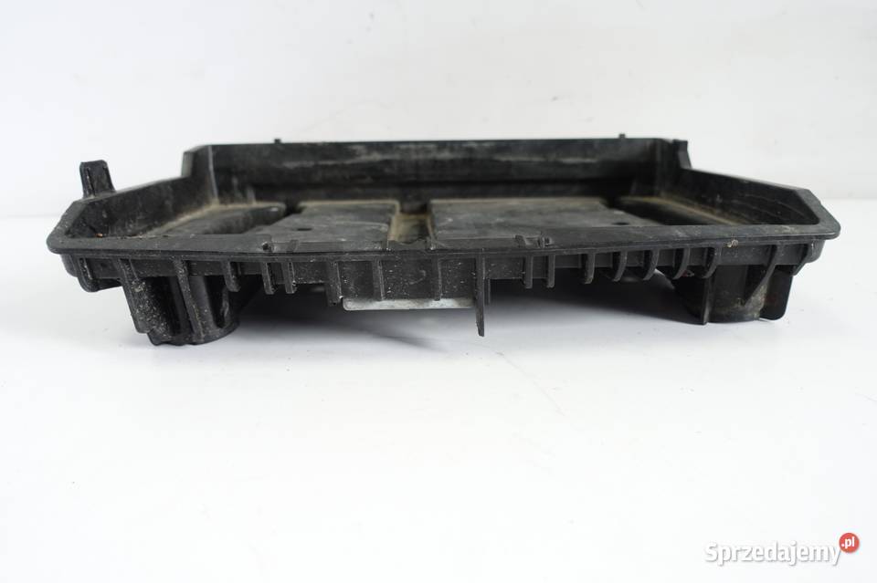 Mercedes W238 C238 PODSTAWA AKUMULATORA Rudka