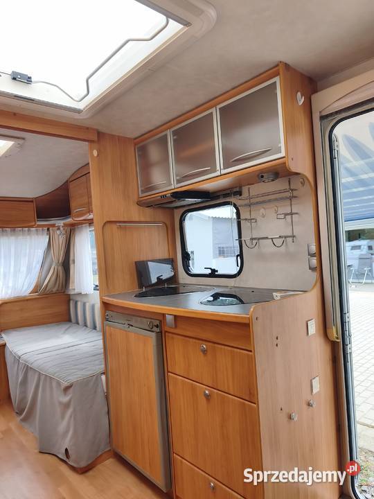 Adria Adora 472 Mover Markizaściany podgrzewana Adria Kąpino