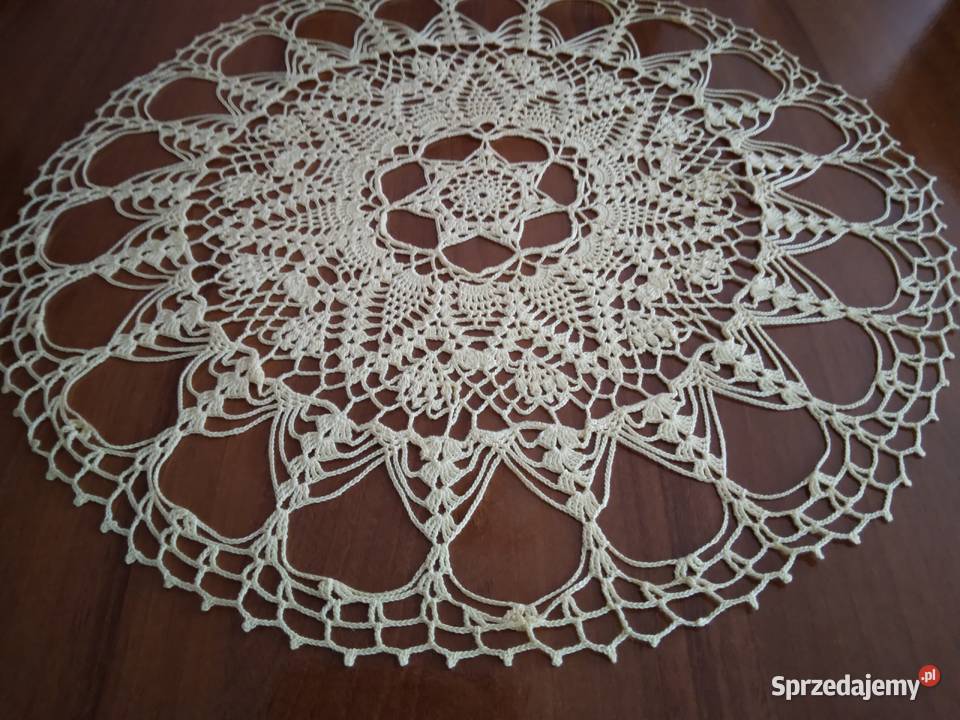 Serwetka szydełkowa Leźnica Wielka-Osiedle sprzedam