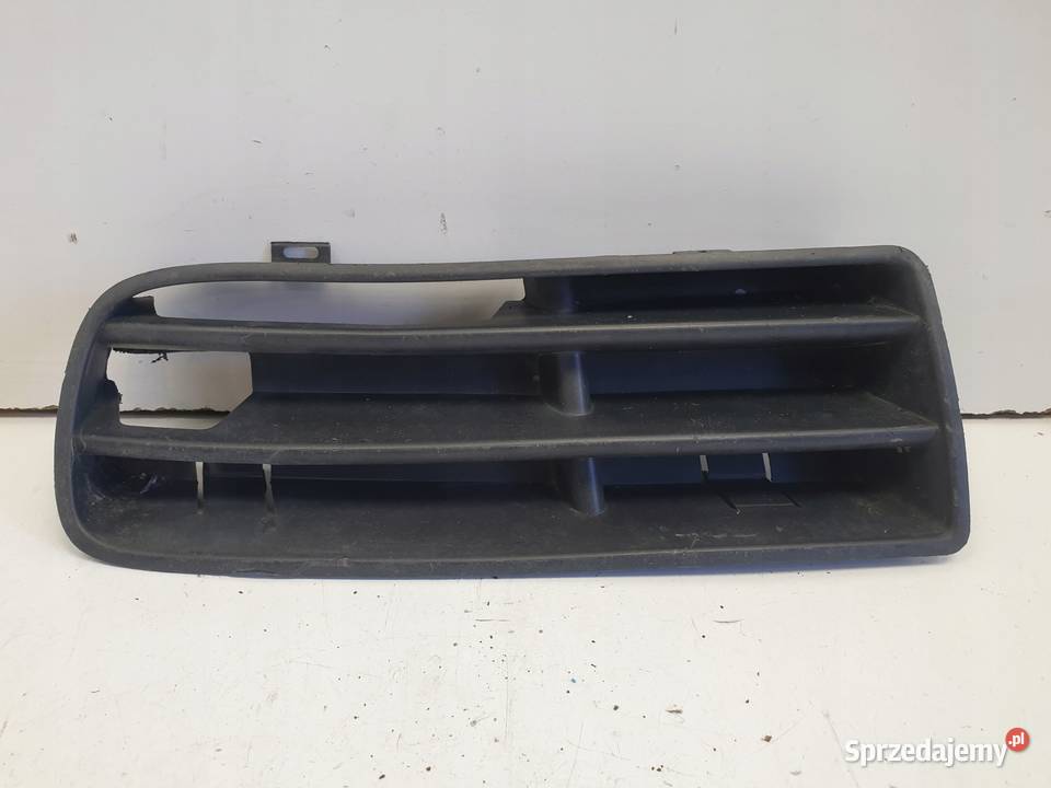 VW Golf IV LEWA KRATKA PRZEDNIEGO ZDERZAKA Przód Chełm