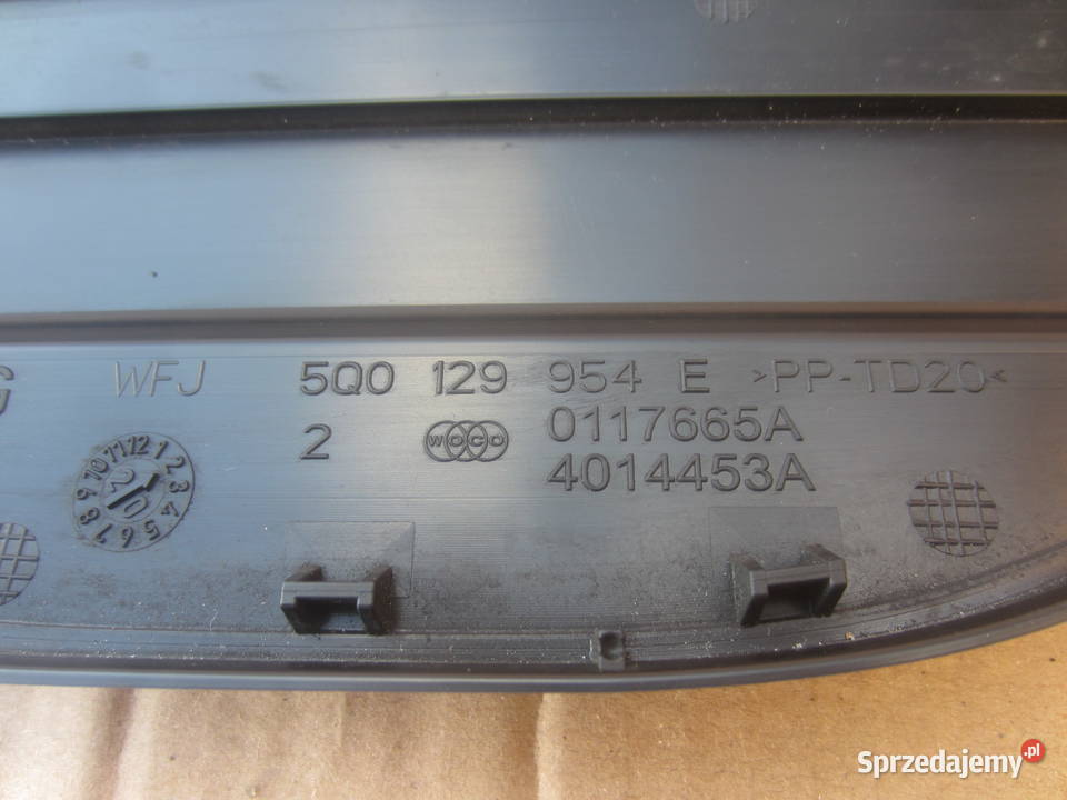 Nakładka kierownicy powietrza 5Q0129954E vw troc Szczecin sprzedam