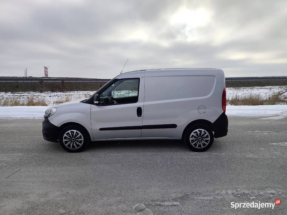 Fiat Doblo 2015R 14 BenzynaSalon PolskaPrzebieg Wodzisław sprzedam