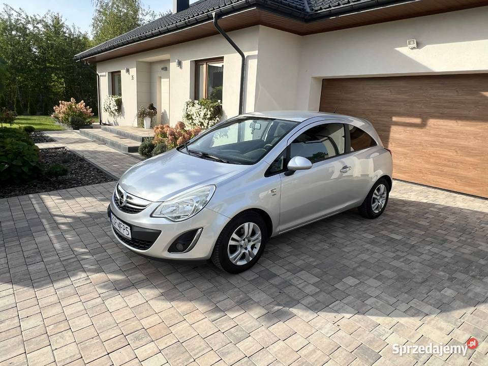 Opel Corsa D 14 Benzyna 2011 Klimatyzacja 87KM Opoczno