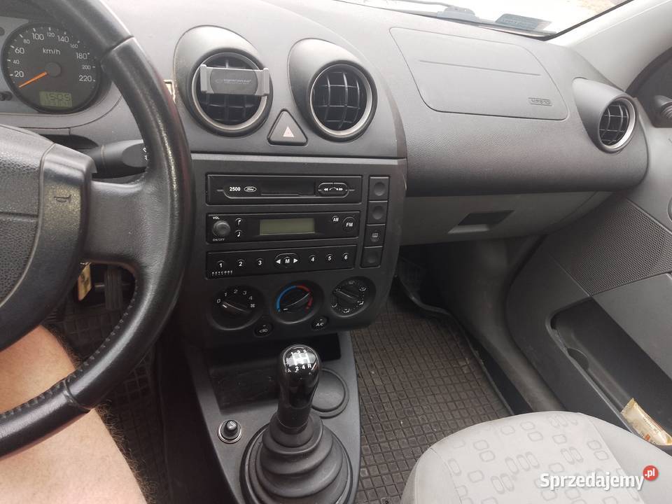 Sprzedam Ford Fiesta 2003 125 garażowany Gostyń sprzedam