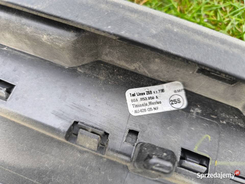 Listwa drzwi lewy przód audi q5 80a w kolor ly9b Krotoszyny